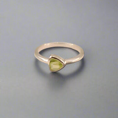 peridot stacker ring in silver - doyle design dublin