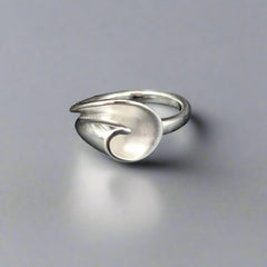 Silver flower ring