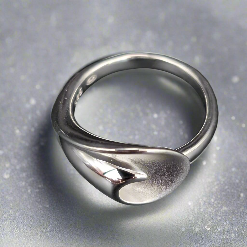 silver ring like a flower