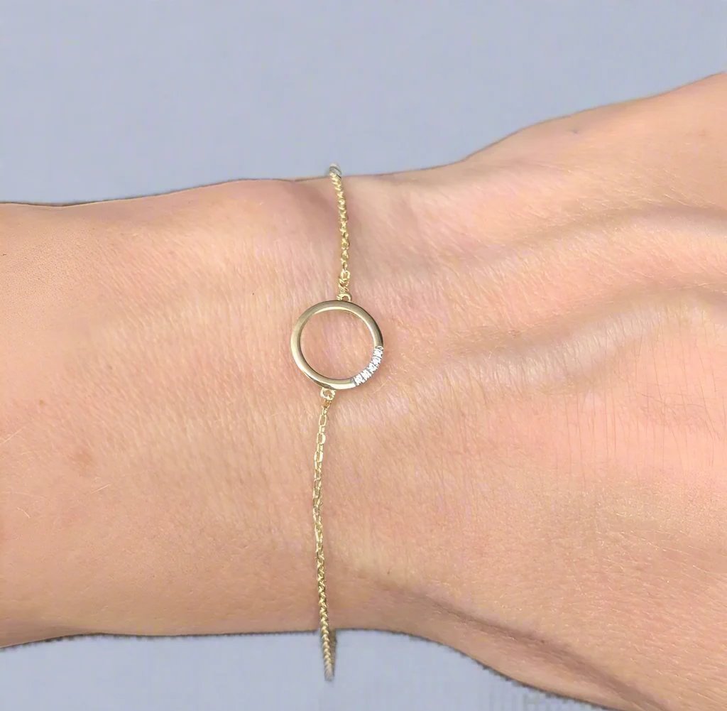 Gold Circle Bracelet