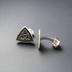 Cufflinks in silver with trinity knot - doyle design dublin