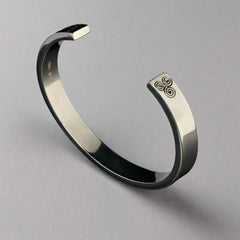 Contemporary Newgrange Torc Bracelet -silver - Doyle Design Dublin