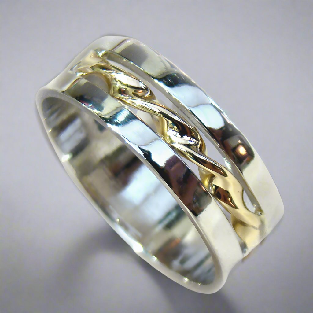 Straight Twist Ring (8mm) - Doyle Design Dublin