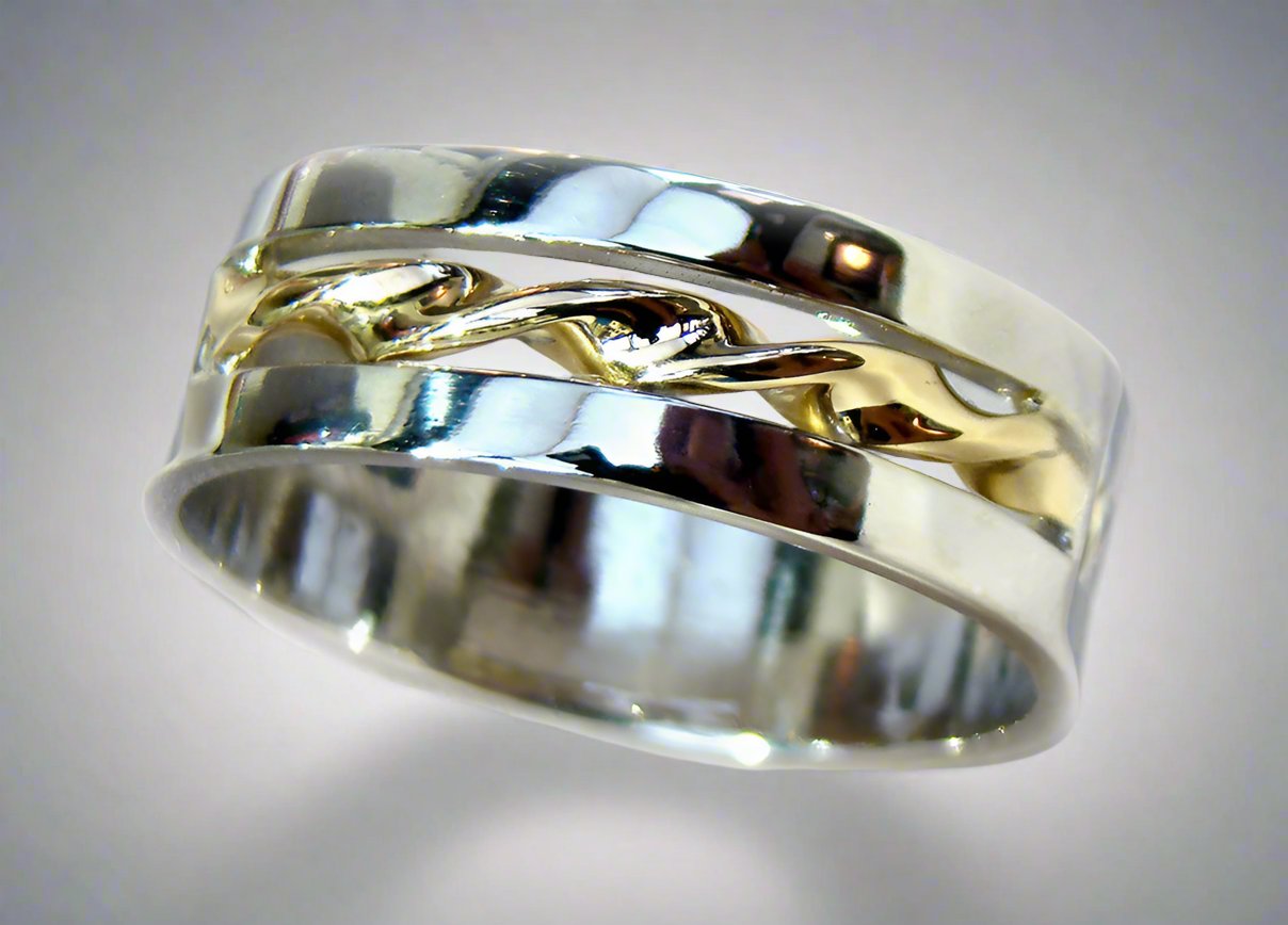Straight Twist Ring (8mm) - Doyle Design Dublin