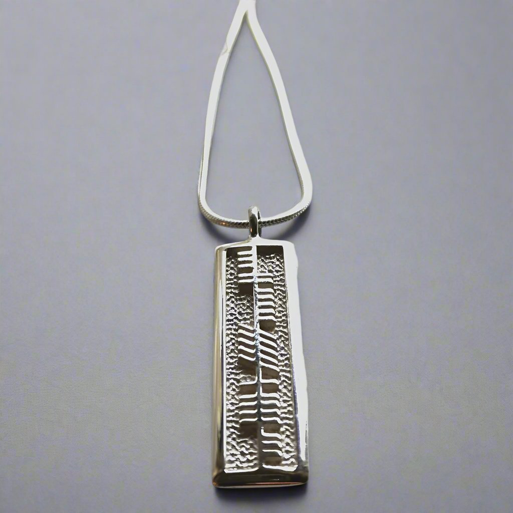 Ogham Pendant - Fear Not - Doyle Design Dublin